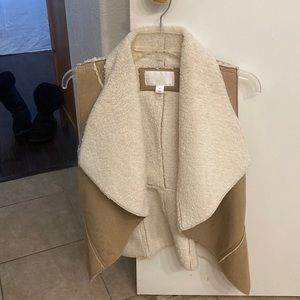 Tan suede vest with Sherpa lining